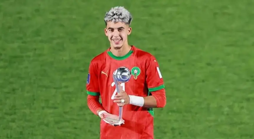 الزابيري يكشف عن موقفه من عدم المناداة عليه للمنتخب الأول: "أنا جاهز للكان.. والقرار بيد وليد الركراكي"